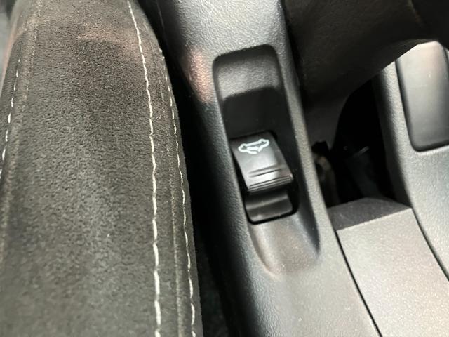 コペンＧＲスポーツ　フルセグナビ　バックカメラ　ＢＢＳアルミＧＲ専用サスペンション　フルセグナビ　ＤＶＤ再生　Ｂｌｕｅｔｏｏｔｈ　ＵＳＢ　バックカメラ　ＥＴＣ　ＭＯＭＯ製ハンドル　レカロシート　ＢＢＳ製アルミ　シートヒーター　ＬＥＤ　パドルシフト　スマートキー（滋賀県）の中古車