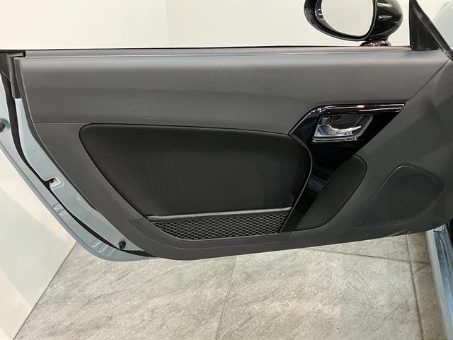 コペンＧＲスポーツ　フルセグナビ　バックカメラ　ＢＢＳアルミＧＲ専用サスペンション　フルセグナビ　ＤＶＤ再生　Ｂｌｕｅｔｏｏｔｈ　ＵＳＢ　バックカメラ　ＥＴＣ　ＭＯＭＯ製ハンドル　レカロシート　ＢＢＳ製アルミ　シートヒーター　ＬＥＤ　パドルシフト　スマートキー（滋賀県）の中古車