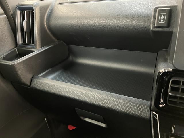 タントカスタムＲＳ　ターボ　フルセグナビ　バックカメラ衝突被害軽減ブレーキ　コーナーセンサー　フルセグナビ　Ｂｌｕｅｔｏｏｔｈ　ＤＶＤ再生　ＵＳＢ　バックカメラ　両側電動スライドドア　前席シートヒーター　ＬＥＤ　オートライト　スマートキー　エコアイドル（滋賀県）の中古車