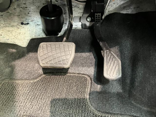 タントカスタムＲＳ　ターボ　フルセグナビ　バックカメラ衝突被害軽減ブレーキ　コーナーセンサー　フルセグナビ　Ｂｌｕｅｔｏｏｔｈ　ＤＶＤ再生　ＵＳＢ　バックカメラ　両側電動スライドドア　前席シートヒーター　ＬＥＤ　オートライト　スマートキー　エコアイドル（滋賀県）の中古車