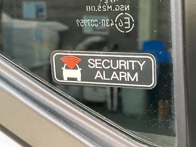 ミライースＬ　ＳＡ３　フルセグナビ　１万３千キロ台　タイヤ新品交換済衝突被害軽減ブレーキ　スマアシ３　コーナーセンサー　フルセグナビ　ＤＶＤ　Ｂｌｕｅｔｏｏｔｈ　ＵＳＢ　バックカメラ　ドラレコ　キーレス　マニュアルレベリング　エコアイドル　タイヤ４本新品交換済（滋賀県）の中古車