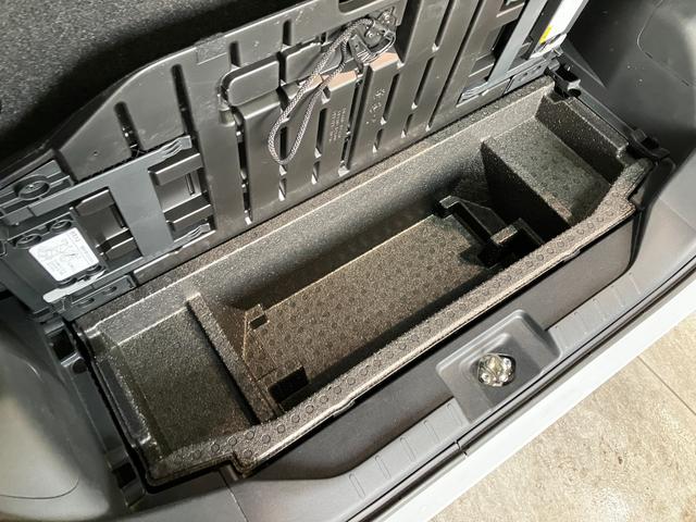 タントカスタムＲＳ　ターボ　フルセグナビ　バックカメラ衝突被害軽減ブレーキ　コーナーセンサー　フルセグナビ　Ｂｌｕｅｔｏｏｔｈ　ＤＶＤ再生　ＵＳＢ　バックカメラ　両側電動スライドドア　前席シートヒーター　ＬＥＤ　オートライト　スマートキー　エコアイドル（滋賀県）の中古車