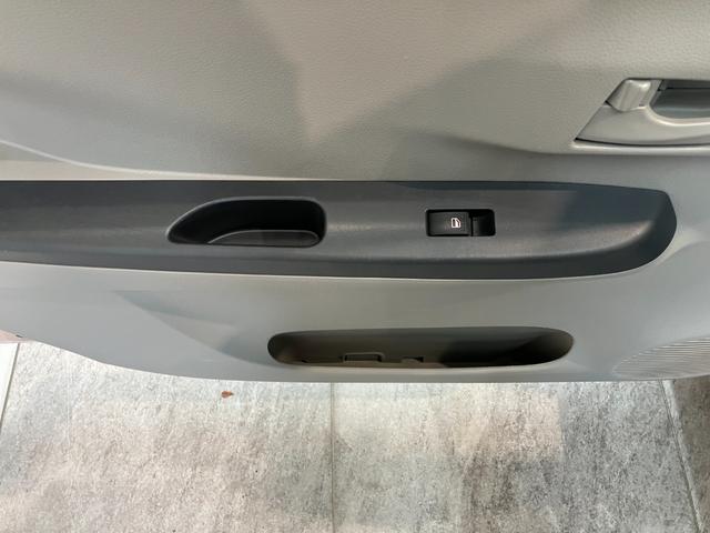 ピクシスエポックＬ　ＳＡ　フルセグナビ　バックカメラ　ＥＴＣ　車検整備付衝突被害軽減ブレーキ　フルセグナビ　ＤＶＤ再生　Ｂｌｕｅｔｏｏｔｈ　ＵＳＢ　バックカメラ　ＥＴＣ　キーレスエントリー　マニュアルレベリング　マニュアルエアコン　エコアイドル（滋賀県）の中古車