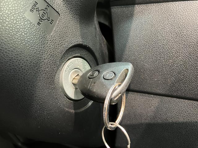 サンバーバンオープンデッキ　４ＷＤ　ＣＤステレオ　ＬＥＤ　キーレス衝突被害軽減ブレーキ　ＣＤステレオ　キーレスエントリー　前席パワーウインドウ　電動格納式ミラー　ＬＥＤヘッドライト　マニュアルレベリング　両側スライドドア　パートタイム４ＷＤ（滋賀県）の中古車