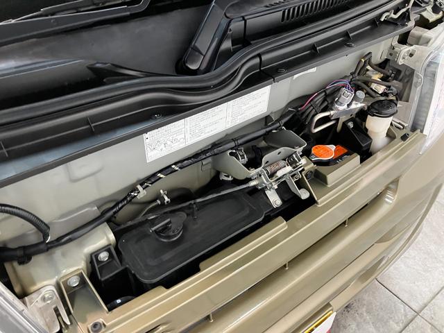 ハイゼットカーゴデッキバンＧＬ　４ＷＤ　ＡＴ車　ＣＤ　ＥＴＣ　キーレスＣＤステレオ　ＥＴＣ　フロントパワーウインドウ　キーレスエントリー　両側スライドドア　マニュアルレベリング　ルーフキャリア　パートタイム４ＷＤ（滋賀県）の中古車