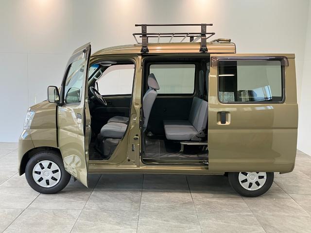 ハイゼットカーゴデッキバンＧＬ　４ＷＤ　ＡＴ車　ＣＤ　ＥＴＣ　キーレスＣＤステレオ　ＥＴＣ　フロントパワーウインドウ　キーレスエントリー　両側スライドドア　マニュアルレベリング　ルーフキャリア　パートタイム４ＷＤ（滋賀県）の中古車