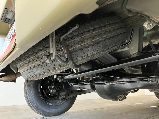 ハイゼットカーゴデッキバンＧＬ　４ＷＤ　ＡＴ車　ＣＤ　ＥＴＣ　キーレスＣＤステレオ　ＥＴＣ　フロントパワーウインドウ　キーレスエントリー　両側スライドドア　マニュアルレベリング　ルーフキャリア　パートタイム４ＷＤ（滋賀県）の中古車