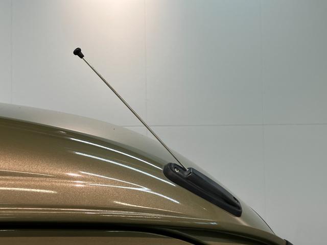 ハイゼットカーゴデッキバンＧＬ　４ＷＤ　ＡＴ車　ＣＤ　ＥＴＣ　キーレスＣＤステレオ　ＥＴＣ　フロントパワーウインドウ　キーレスエントリー　両側スライドドア　マニュアルレベリング　ルーフキャリア　パートタイム４ＷＤ（滋賀県）の中古車