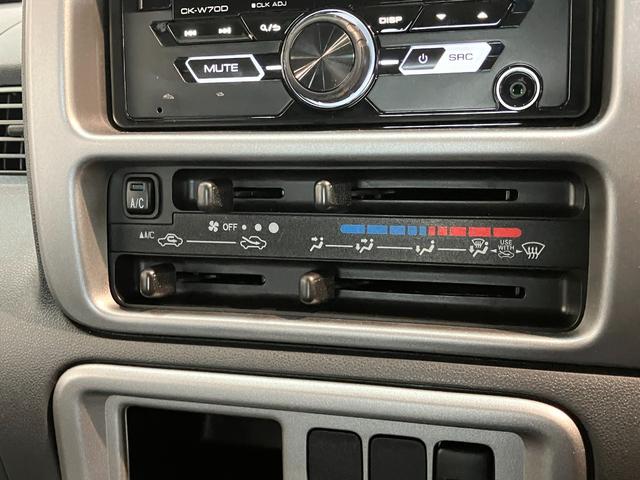 ハイゼットカーゴデッキバンＧＬ　４ＷＤ　ＡＴ車　ＣＤ　ＥＴＣ　キーレスＣＤステレオ　ＥＴＣ　フロントパワーウインドウ　キーレスエントリー　両側スライドドア　マニュアルレベリング　ルーフキャリア　パートタイム４ＷＤ（滋賀県）の中古車