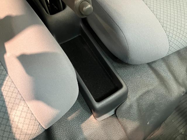 ハイゼットカーゴデッキバンＧＬ　４ＷＤ　ＡＴ車　ＣＤ　ＥＴＣ　キーレスＣＤステレオ　ＥＴＣ　フロントパワーウインドウ　キーレスエントリー　両側スライドドア　マニュアルレベリング　ルーフキャリア　パートタイム４ＷＤ（滋賀県）の中古車