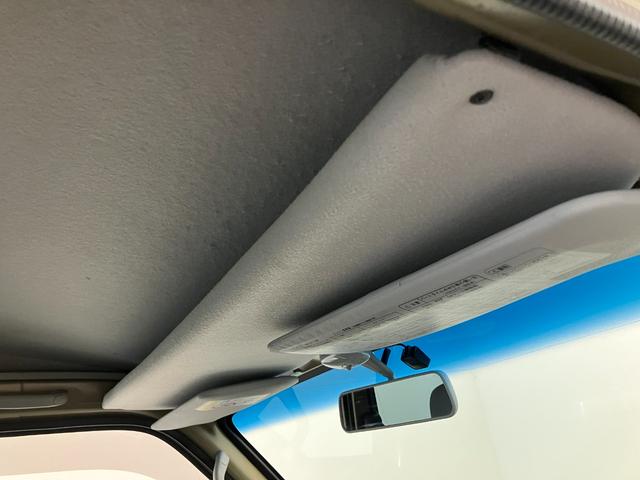 ハイゼットカーゴデッキバンＧＬ　４ＷＤ　ＡＴ車　ＣＤ　ＥＴＣ　キーレスＣＤステレオ　ＥＴＣ　フロントパワーウインドウ　キーレスエントリー　両側スライドドア　マニュアルレベリング　ルーフキャリア　パートタイム４ＷＤ（滋賀県）の中古車