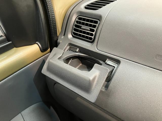 ハイゼットカーゴデッキバンＧＬ　４ＷＤ　ＡＴ車　ＣＤ　ＥＴＣ　キーレスＣＤステレオ　ＥＴＣ　フロントパワーウインドウ　キーレスエントリー　両側スライドドア　マニュアルレベリング　ルーフキャリア　パートタイム４ＷＤ（滋賀県）の中古車