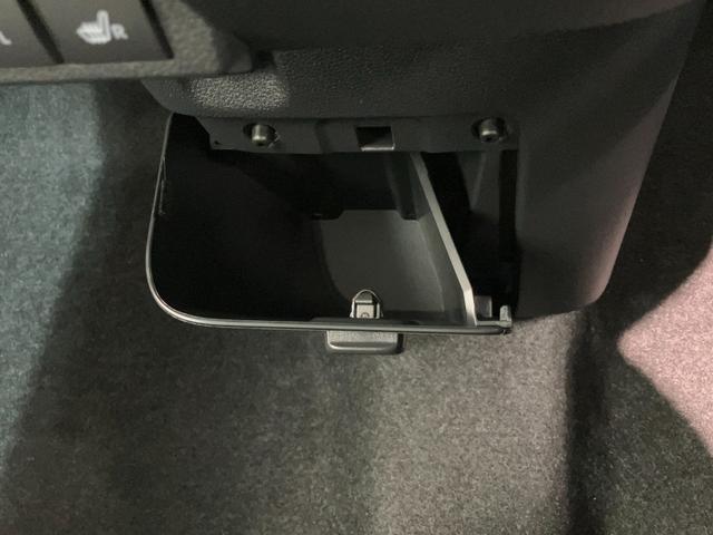 ムーヴキャンバスストライプスＧ　９型ディスプレイオーディオ　届出済未使用車衝突被害軽減ブレーキ　コーナーセンサー　９型ディスプレイオーディオ　フルセグ　Ｂｌｕｅｔｏｏｔｈ　ＵＳＢ　バックカメラ　両側電動スライドドア　前席シートヒーター　ＬＥＤ　ワイヤレス充電器　エコアイドル（滋賀県）の中古車