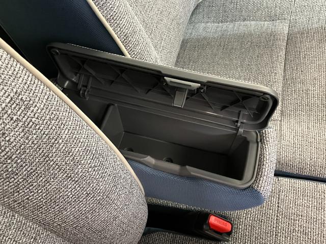 ムーヴキャンバスストライプスＧ　９型ディスプレイオーディオ　届出済未使用車衝突被害軽減ブレーキ　コーナーセンサー　９型ディスプレイオーディオ　フルセグ　Ｂｌｕｅｔｏｏｔｈ　ＵＳＢ　バックカメラ　両側電動スライドドア　前席シートヒーター　ＬＥＤ　ワイヤレス充電器　エコアイドル（滋賀県）の中古車