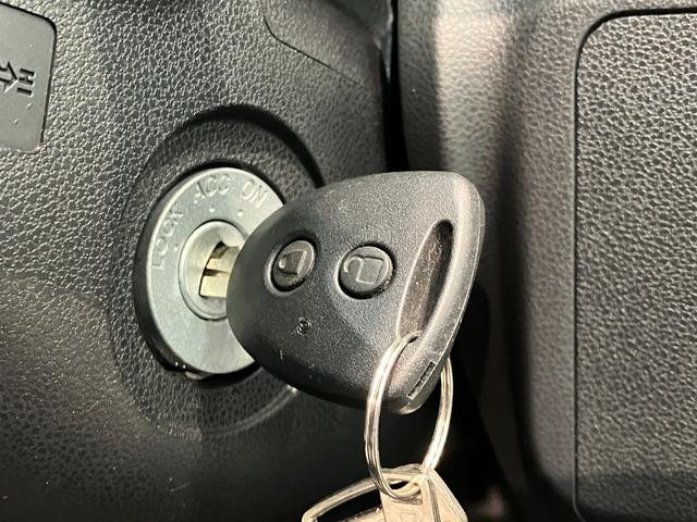 ミライースＬ　ＳＡIII　コーナーセンサー　オートライト　キーレス衝突被害軽減ブレーキ　コーナーセンサー　バックカメラ（ナビ装着時用）　オートライト　マニュアルレベリング　マニュアルエアコン　キーレスエントリー　エコアイドル（滋賀県）の中古車