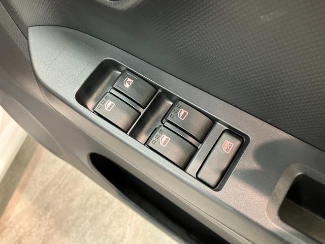 ミライースＬ　ＳＡIII　コーナーセンサー　オートライト　キーレス衝突被害軽減ブレーキ　コーナーセンサー　バックカメラ（ナビ装着時用）　オートライト　マニュアルレベリング　マニュアルエアコン　キーレスエントリー　エコアイドル（滋賀県）の中古車