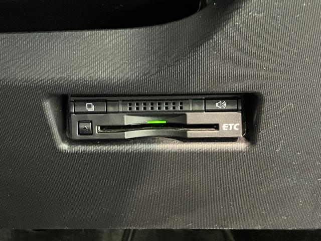 アクアS フルセグナビ バックカメラ スマートキー 車検整備付フルセグナビ DVD再生 Bluetooth バックカメラ ETC オートライト オートエアコン スマートキー マニュアルレベリング 電動格納式ミラー ハイブリッド車 タイヤ4本新品交換済み(滋賀県)の中古車