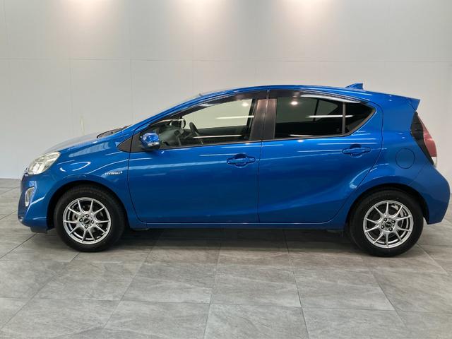 アクアS フルセグナビ バックカメラ スマートキー 車検整備付フルセグナビ DVD再生 Bluetooth バックカメラ ETC オートライト オートエアコン スマートキー マニュアルレベリング 電動格納式ミラー ハイブリッド車 タイヤ4本新品交換済み(滋賀県)の中古車