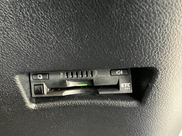 シエンタハイブリッドＧ　クエロ　コーナーセンサー　ワンセグナビトヨタセーフティセンス　コーナーセンサー　ワンセグナビ　Ｂｌｕｅｔｏｏｔｈ　バックカメラ　ＥＴＣ　前席シートヒーター　両側電動スライドドア　ＬＥＤ　オートエアコン　電動格納式ミラー　スマートキー（滋賀県）の中古車