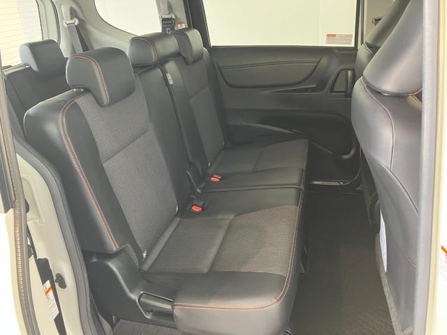 シエンタハイブリッドＧ　クエロ　コーナーセンサー　ワンセグナビトヨタセーフティセンス　コーナーセンサー　ワンセグナビ　Ｂｌｕｅｔｏｏｔｈ　バックカメラ　ＥＴＣ　前席シートヒーター　両側電動スライドドア　ＬＥＤ　オートエアコン　電動格納式ミラー　スマートキー（滋賀県）の中古車