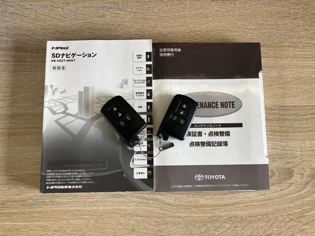 シエンタハイブリッドＧ　クエロ　コーナーセンサー　ワンセグナビトヨタセーフティセンス　コーナーセンサー　ワンセグナビ　Ｂｌｕｅｔｏｏｔｈ　バックカメラ　ＥＴＣ　前席シートヒーター　両側電動スライドドア　ＬＥＤ　オートエアコン　電動格納式ミラー　スマートキー（滋賀県）の中古車