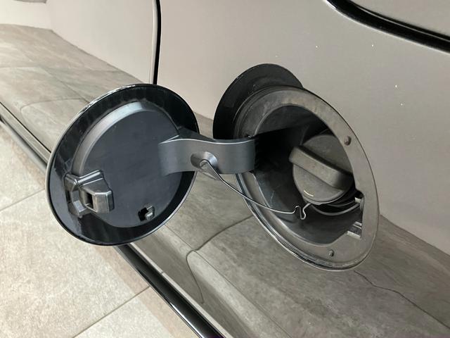 コペンＧＲスポーツ　ターボ　フルセグナビ　バックカメラ　ＬＥＤＧＲ専用サスペンション　フルセグナビ　ＤＶＤ再生　Ｂｌｕｅｔｏｏｔｈ　ＵＳＢ　バックカメラ　ＥＴＣ車載器　ＭＯＭＯ製ハンドル　パドルシフト　レカロシート　ＢＢＳ製アルミホイール　シートヒーター　ＬＥＤ（滋賀県）の中古車