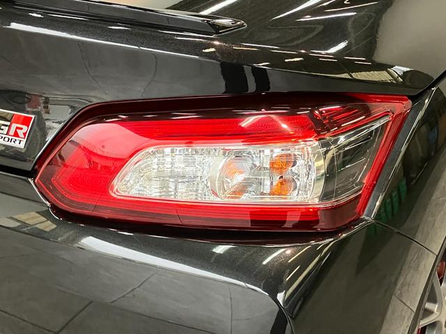 コペンＧＲスポーツ　ターボ　フルセグナビ　バックカメラ　ＬＥＤＧＲ専用サスペンション　フルセグナビ　ＤＶＤ再生　Ｂｌｕｅｔｏｏｔｈ　ＵＳＢ　バックカメラ　ＥＴＣ車載器　ＭＯＭＯ製ハンドル　パドルシフト　レカロシート　ＢＢＳ製アルミホイール　シートヒーター　ＬＥＤ（滋賀県）の中古車