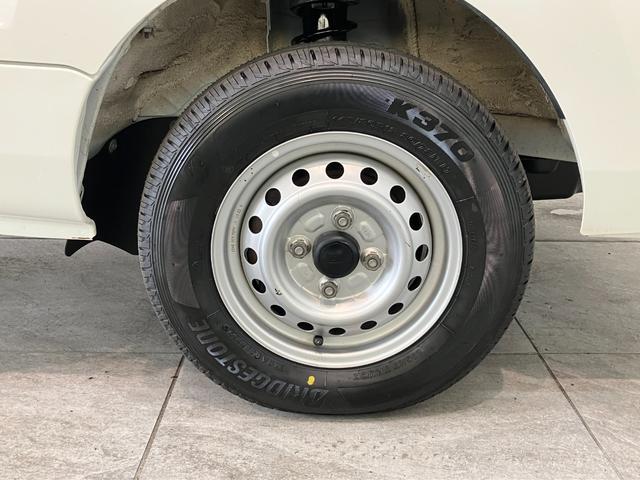 ハイゼットトラックスタンダード 4WD CVT コーナーセンサー 車検整備付衝突被害軽減ブレーキ コーナーセンサー パートタイム4WD AM/FMラジオ マニュアルエアコン マニュアルレベリング オートライト ゲートプロテクター 荷台マット(滋賀県)の中古車