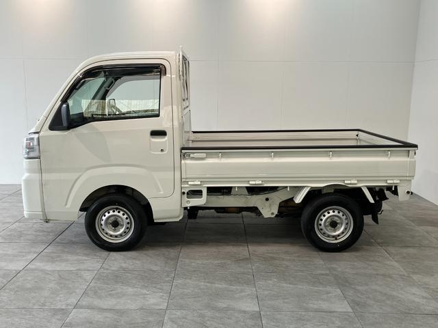 ハイゼットトラックスタンダード 4WD CVT コーナーセンサー 車検整備付衝突被害軽減ブレーキ コーナーセンサー パートタイム4WD AM/FMラジオ マニュアルエアコン マニュアルレベリング オートライト ゲートプロテクター 荷台マット(滋賀県)の中古車