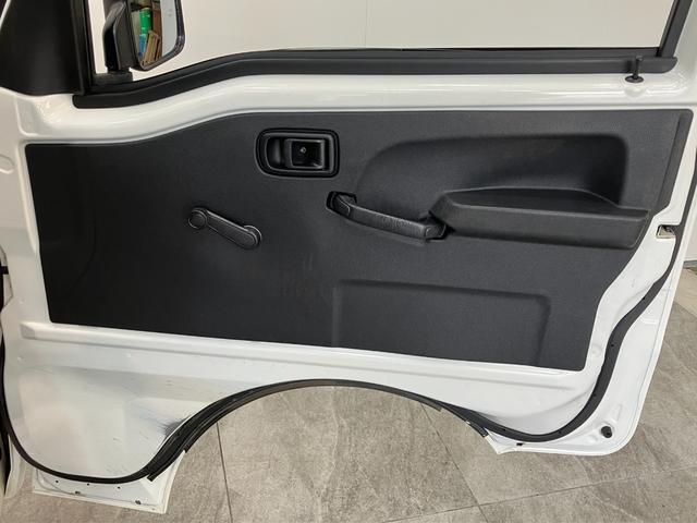 ハイゼットトラックスタンダード 4WD CVT コーナーセンサー 車検整備付衝突被害軽減ブレーキ コーナーセンサー パートタイム4WD AM/FMラジオ マニュアルエアコン マニュアルレベリング オートライト ゲートプロテクター 荷台マット(滋賀県)の中古車