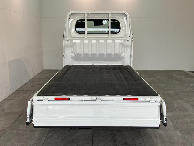 ハイゼットトラックスタンダード 4WD CVT コーナーセンサー 車検整備付衝突被害軽減ブレーキ コーナーセンサー パートタイム4WD AM/FMラジオ マニュアルエアコン マニュアルレベリング オートライト ゲートプロテクター 荷台マット(滋賀県)の中古車