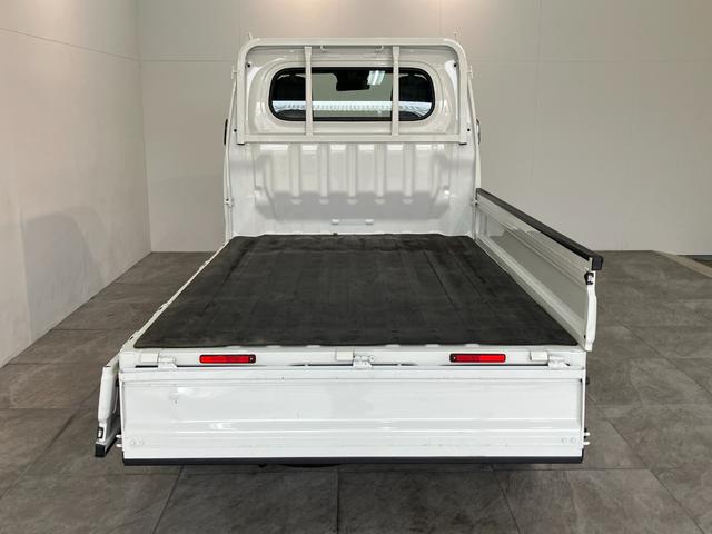 ハイゼットトラックスタンダード 4WD CVT コーナーセンサー 車検整備付衝突被害軽減ブレーキ コーナーセンサー パートタイム4WD AM/FMラジオ マニュアルエアコン マニュアルレベリング オートライト ゲートプロテクター 荷台マット(滋賀県)の中古車