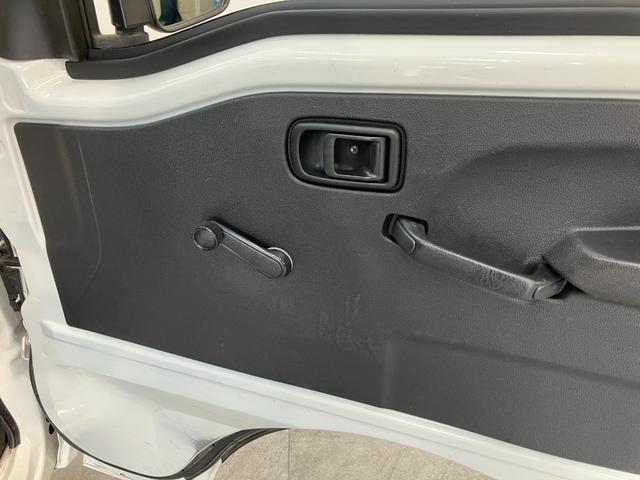 ハイゼットトラックスタンダード 4WD CVT コーナーセンサー 車検整備付衝突被害軽減ブレーキ コーナーセンサー パートタイム4WD AM/FMラジオ マニュアルエアコン マニュアルレベリング オートライト ゲートプロテクター 荷台マット(滋賀県)の中古車