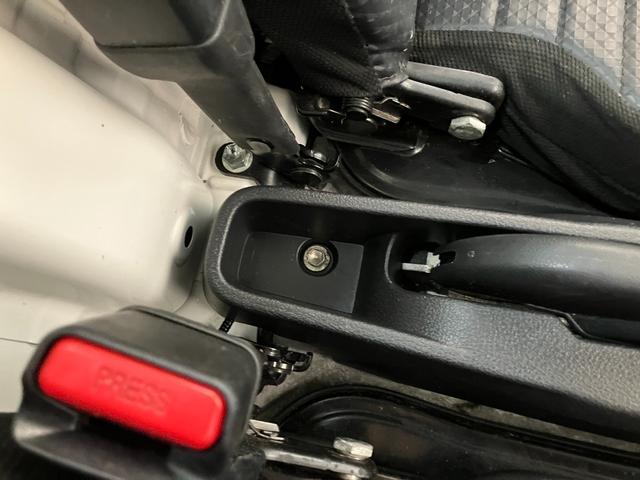 ハイゼットトラックスタンダード 4WD CVT コーナーセンサー 車検整備付衝突被害軽減ブレーキ コーナーセンサー パートタイム4WD AM/FMラジオ マニュアルエアコン マニュアルレベリング オートライト ゲートプロテクター 荷台マット(滋賀県)の中古車