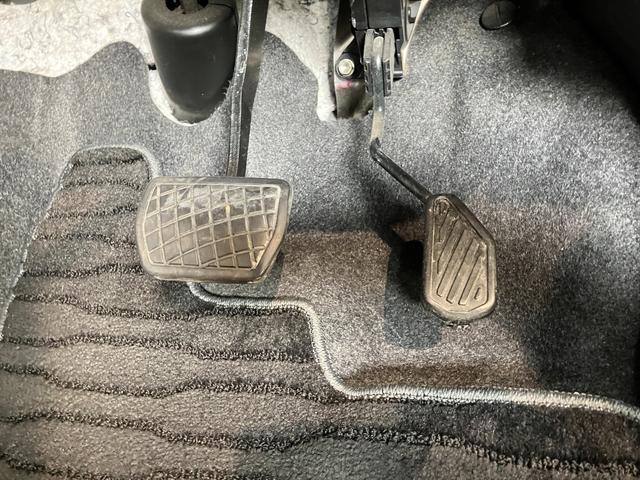 タフトＧターボ　４ＷＤ　９型ナビ　バックカメラ　前後ドラレコ衝突被害軽減ブレーキ　コーナーセンサー　オプションアルミ　９型フルセグナビ　ＤＶＤ　Ｂｌｕｅｔｏｏｔｈ　ＵＳＢ　バックカメラ　前後ドラレコ　ＥＴＣ　前席シートヒーター　ＬＥＤ　レーダークルコン　４ＷＤ（滋賀県）の中古車