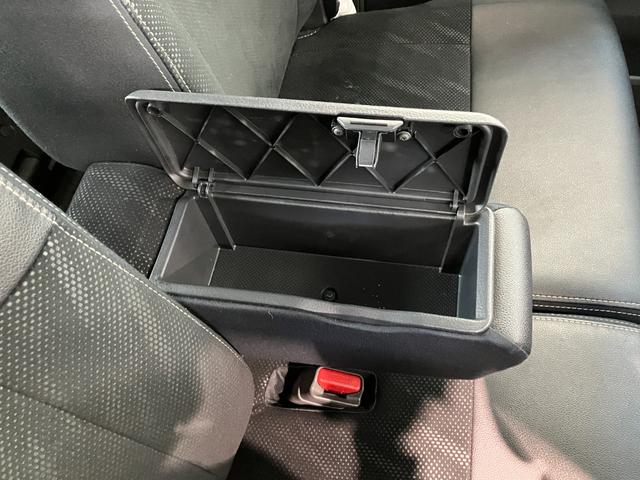 タントカスタムＸトップエディションＶＳ　ＳＡ３　ナビ　Ｐカメラ衝突被害軽減ブレーキ　フルセグナビ　Ｂｌｕｅｔｏｏｔｈ　ＤＶＤ　ＵＳＢ　パノラマカメラ　ＥＴＣ　両側電動スライドドア　運転席シートヒーター　ＬＥＤ　オートライト　スマートキー　電格ミラー　エコアイドル（滋賀県）の中古車