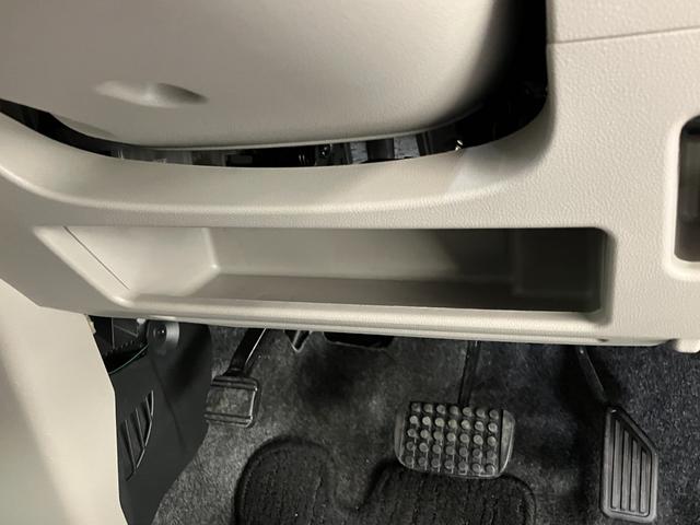 タントＬリミテッドＳＡ３　フルセグナビ　バックカメラ　ＥＴＣ衝突被害軽減ブレーキ　フルセグナビ　Ｂｌｕｅｔｏｏｔｈ　ＤＶＤ再生　ＵＳＢ　バックカメラ　ＥＴＣ　両側スライドドア　キーレスエントリー　電動格納式ミラー　マニュアルレベリング　エコアイドル（滋賀県）の中古車