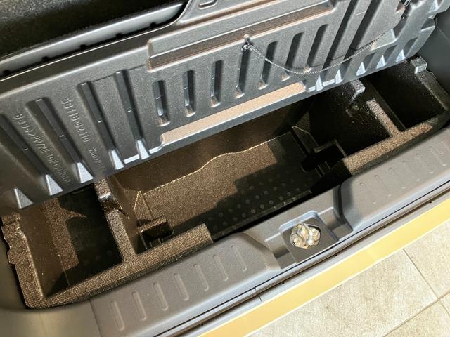 ムーヴキャンバスストライプスＧ　１０型ナビ　前後ドラレコ　バックカメラ衝突被害軽減ブレーキ　コーナーセンサー　１０型フルセグナビ　ＤＶＤ再生　Ｂｌｕｅｔｏｏｔｈ　ＵＳＢ　バックカメラ　前後ドラレコ　両側電動スライドドア　ＬＥＤ　前席シートヒーター　エコアイドル（滋賀県）の中古車