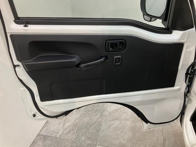 ハイゼットトラックスタンダード 4WD CVT車 ドラレコ ETC衝突被害軽減ブレーキ コーナーセンサー パートタイム4WD AM/FMラジオ ドラレコ ETC マニュアルエアコン マニュアルレベリング オートライト 電動格納式ミラー スマートキー エコアイドル(滋賀県)の中古車