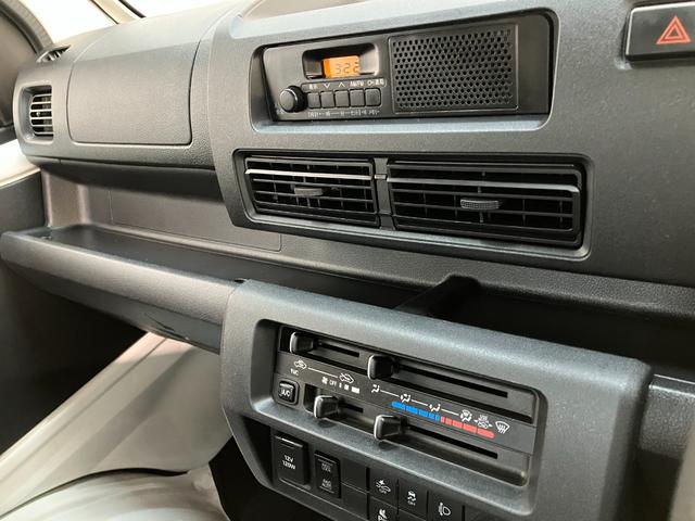 ハイゼットトラックスタンダード 4WD CVT車 ドラレコ ETC衝突被害軽減ブレーキ コーナーセンサー パートタイム4WD AM/FMラジオ ドラレコ ETC マニュアルエアコン マニュアルレベリング オートライト 電動格納式ミラー スマートキー エコアイドル(滋賀県)の中古車