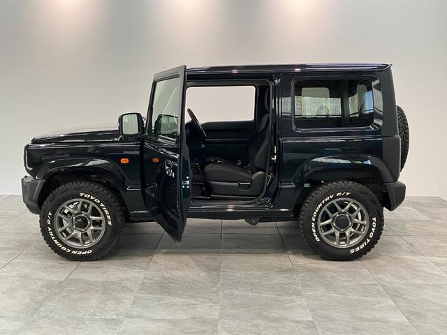 ジムニーＸＣ　５ＭＴ　ターボ　ディスプレイオーディオ　Ｒ／Ｔタイヤ衝突被害軽減ブレーキ　ディスプレイオーディオ　ＤＶＤ　Ｂｌｕｅｔｏｏｔｈ　ＵＳＢ　シートヒーター　クルーズコントロール　ダウンヒルアシストコントロール　スマートキー　ホワイトレターＲ／Ｔタイヤ（滋賀県）の中古車