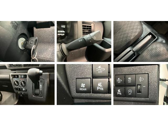 ハイゼットカーゴＤＸ　４ＷＤ　キーレス　前席パワーウインドウ　ドラレコ衝突被害軽減ブレーキ　スマアシ　コーナーセンサー　前席パワーウインドウ　ＡＭ／ＦＭステレオ　ドラレコ　両側スライドドア　パートタイム４ＷＤ　オートライト　マニュアルレベリング　キーレス　ＣＶＴ車（滋賀県）の中古車