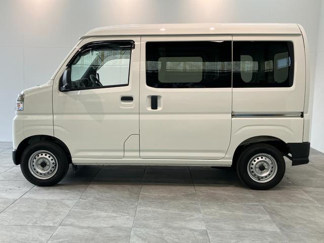 ハイゼットカーゴＤＸ　４ＷＤ　キーレス　前席パワーウインドウ　ドラレコ衝突被害軽減ブレーキ　スマアシ　コーナーセンサー　前席パワーウインドウ　ＡＭ／ＦＭステレオ　ドラレコ　両側スライドドア　パートタイム４ＷＤ　オートライト　マニュアルレベリング　キーレス　ＣＶＴ車（滋賀県）の中古車