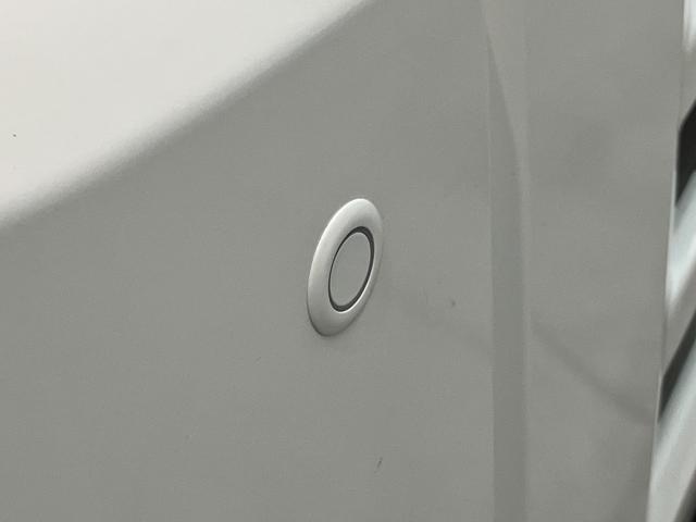 ハイゼットカーゴＤＸ　４ＷＤ　キーレス　前席パワーウインドウ　ドラレコ衝突被害軽減ブレーキ　スマアシ　コーナーセンサー　前席パワーウインドウ　ＡＭ／ＦＭステレオ　ドラレコ　両側スライドドア　パートタイム４ＷＤ　オートライト　マニュアルレベリング　キーレス　ＣＶＴ車（滋賀県）の中古車