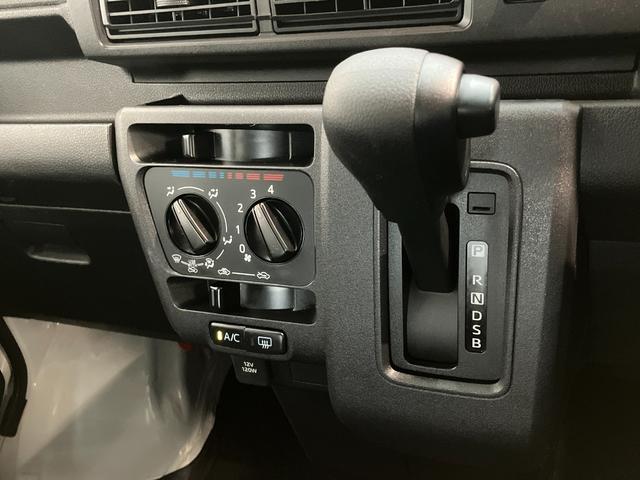 ハイゼットカーゴＤＸ　４ＷＤ　キーレス　前席パワーウインドウ　ドラレコ衝突被害軽減ブレーキ　スマアシ　コーナーセンサー　前席パワーウインドウ　ＡＭ／ＦＭステレオ　ドラレコ　両側スライドドア　パートタイム４ＷＤ　オートライト　マニュアルレベリング　キーレス　ＣＶＴ車（滋賀県）の中古車