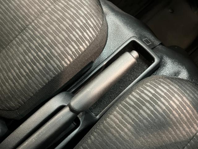 ハイゼットカーゴＤＸ　４ＷＤ　キーレス　前席パワーウインドウ　ドラレコ衝突被害軽減ブレーキ　スマアシ　コーナーセンサー　前席パワーウインドウ　ＡＭ／ＦＭステレオ　ドラレコ　両側スライドドア　パートタイム４ＷＤ　オートライト　マニュアルレベリング　キーレス　ＣＶＴ車（滋賀県）の中古車