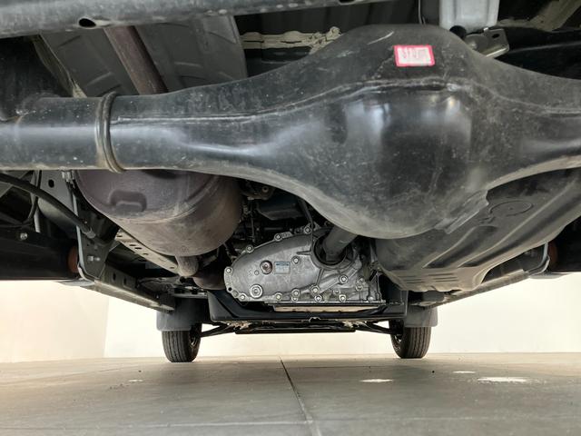 ハイゼットカーゴＤＸ　４ＷＤ　キーレス　前席パワーウインドウ　ドラレコ衝突被害軽減ブレーキ　スマアシ　コーナーセンサー　前席パワーウインドウ　ＡＭ／ＦＭステレオ　ドラレコ　両側スライドドア　パートタイム４ＷＤ　オートライト　マニュアルレベリング　キーレス　ＣＶＴ車（滋賀県）の中古車