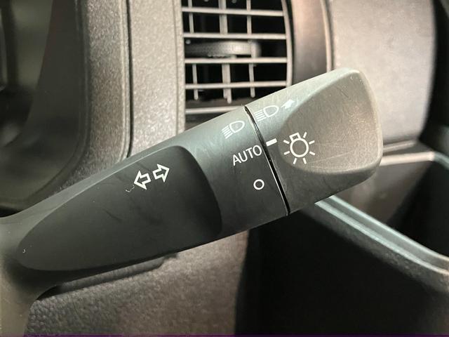 ハイゼットカーゴＤＸ　４ＷＤ　ＣＶＴ車　コーナーセンサー　ドラレコ　キーレス衝突被害軽減ブレーキ　コーナーセンサー　前席パワーウインドウ　ＡＭ／ＦＭステレオ　ドラレコ　両側スライドドア　オートライト　マニュアルレベリング　パートタイム４ＷＤ（滋賀県）の中古車