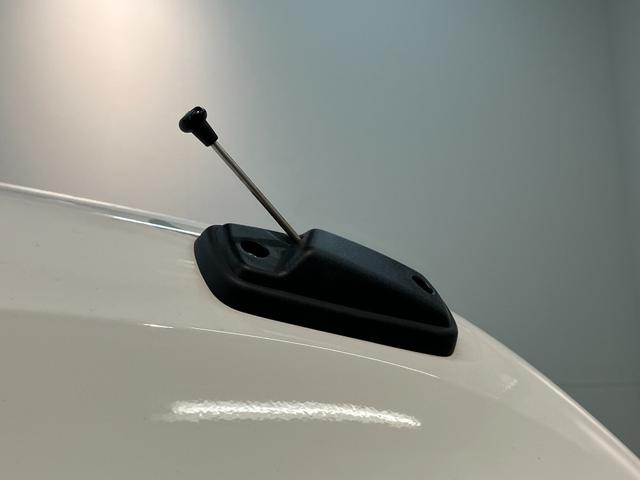 ハイゼットカーゴＤＸ　４ＷＤ　ＣＶＴ車　コーナーセンサー　ドラレコ　キーレス衝突被害軽減ブレーキ　コーナーセンサー　前席パワーウインドウ　ＡＭ／ＦＭステレオ　ドラレコ　両側スライドドア　オートライト　マニュアルレベリング　パートタイム４ＷＤ（滋賀県）の中古車