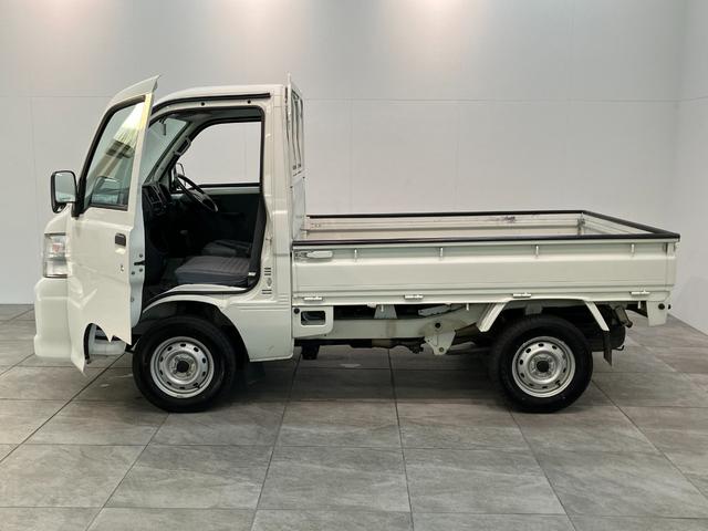 ハイゼットトラックエアコン・パワステ　スペシャル　４ＷＤ　ＡＴ車　ＥＴＣ付Ａ／Ｔ　ＡＭ／ＦＭラジオ　ＥＴＣ　４枚リーフスプリング　マニュアルレベリング　荷台マット　ゲートプロテクター（滋賀県）の中古車